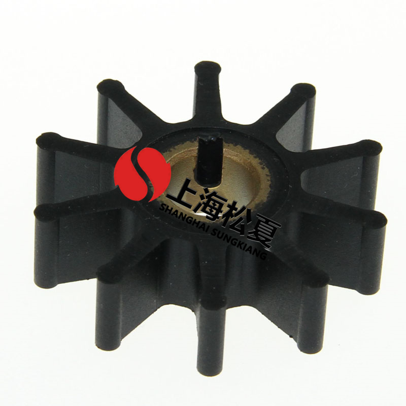 安裝水環(huán)橡膠葉輪和電機(jī)